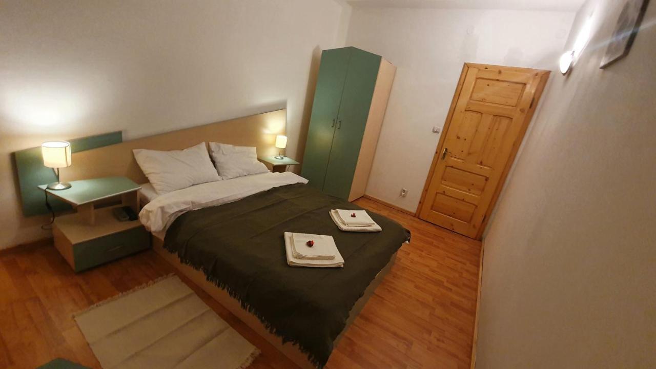 Vila Panselutelor 6 ซินายา ภายนอก รูปภาพ