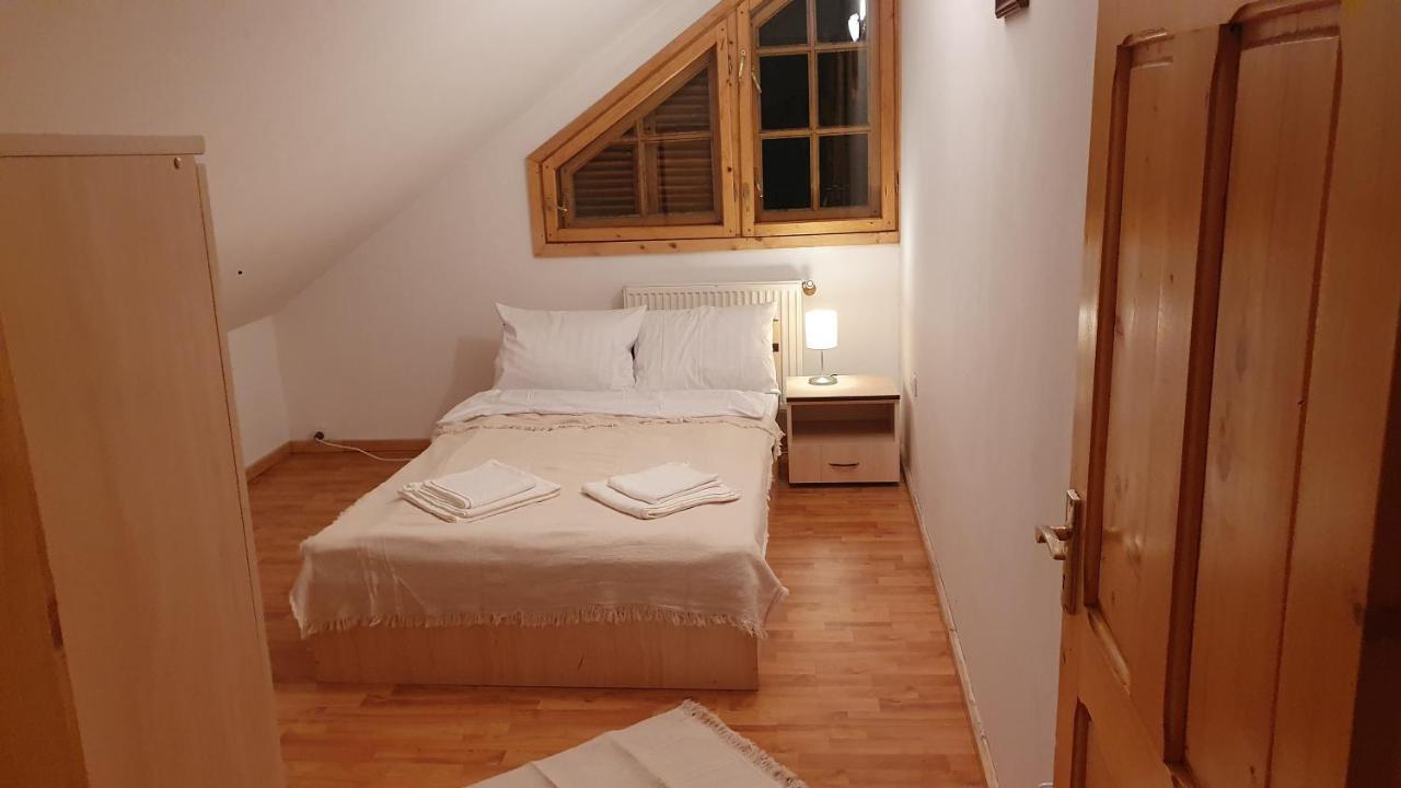 Vila Panselutelor 6 ซินายา ภายนอก รูปภาพ