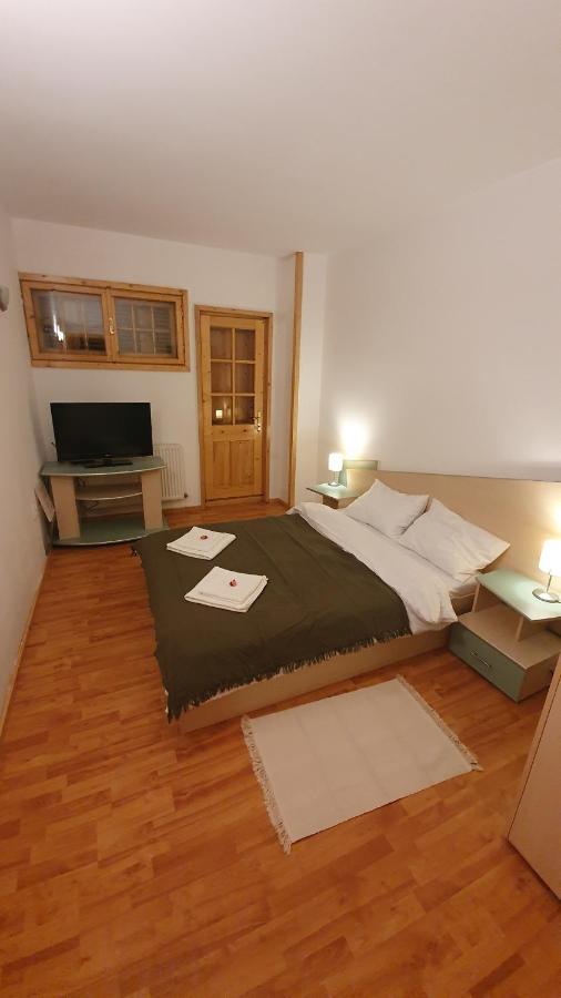 Vila Panselutelor 6 ซินายา ภายนอก รูปภาพ