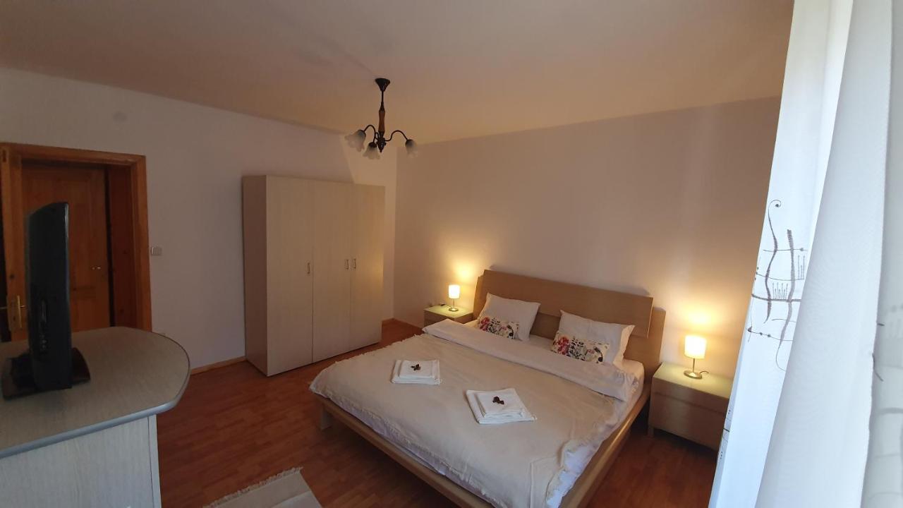 Vila Panselutelor 6 ซินายา ภายนอก รูปภาพ