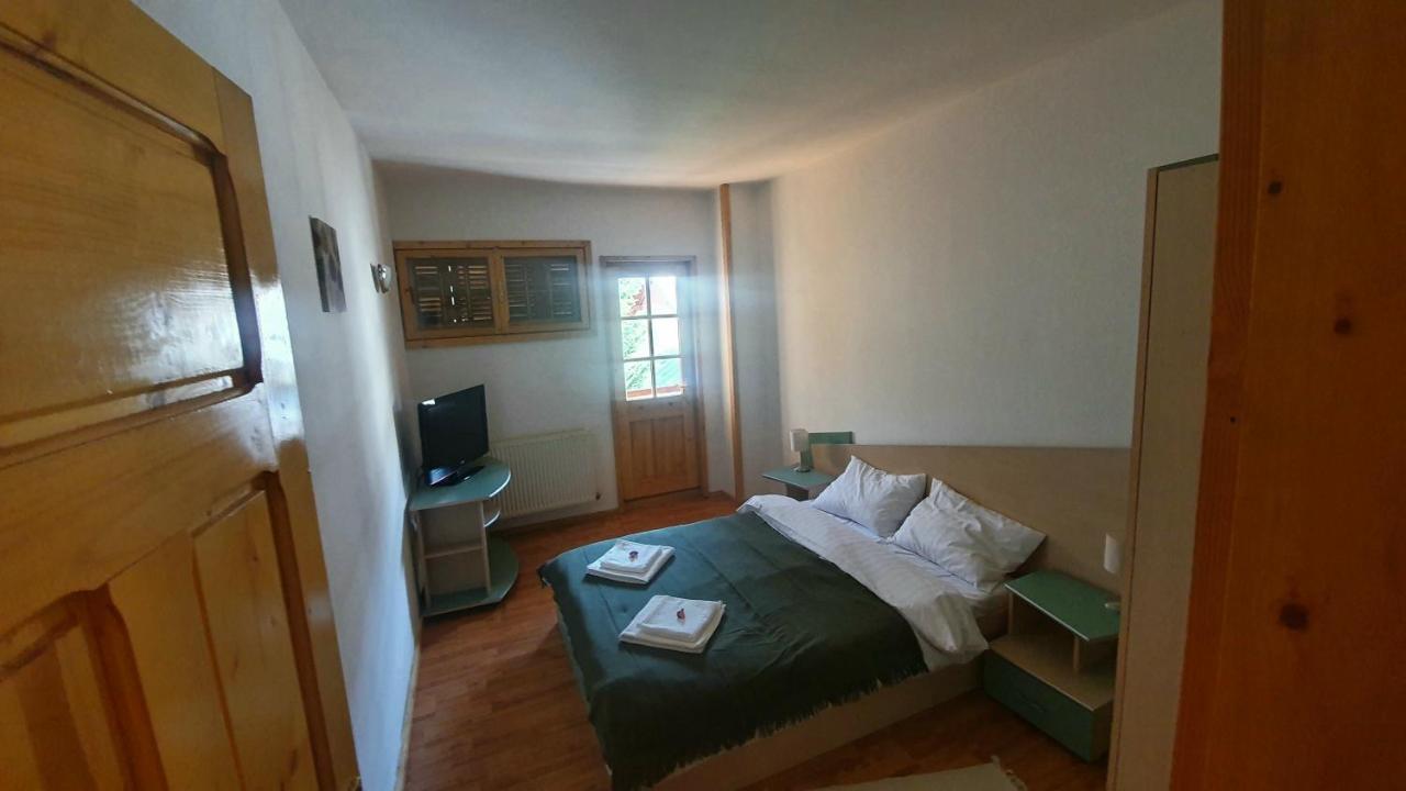 Vila Panselutelor 6 ซินายา ภายนอก รูปภาพ